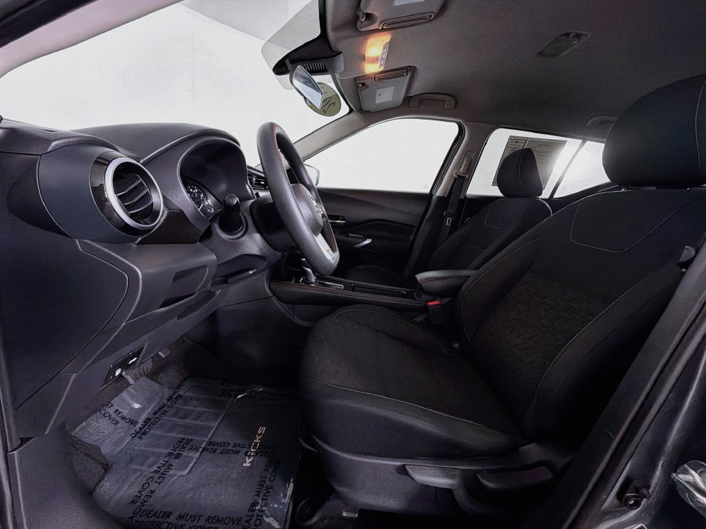Used 2021 Nissan Kicks SV FWD image 12
