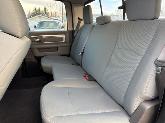 Used 2019 RAM 1500 Classic SLT image 19