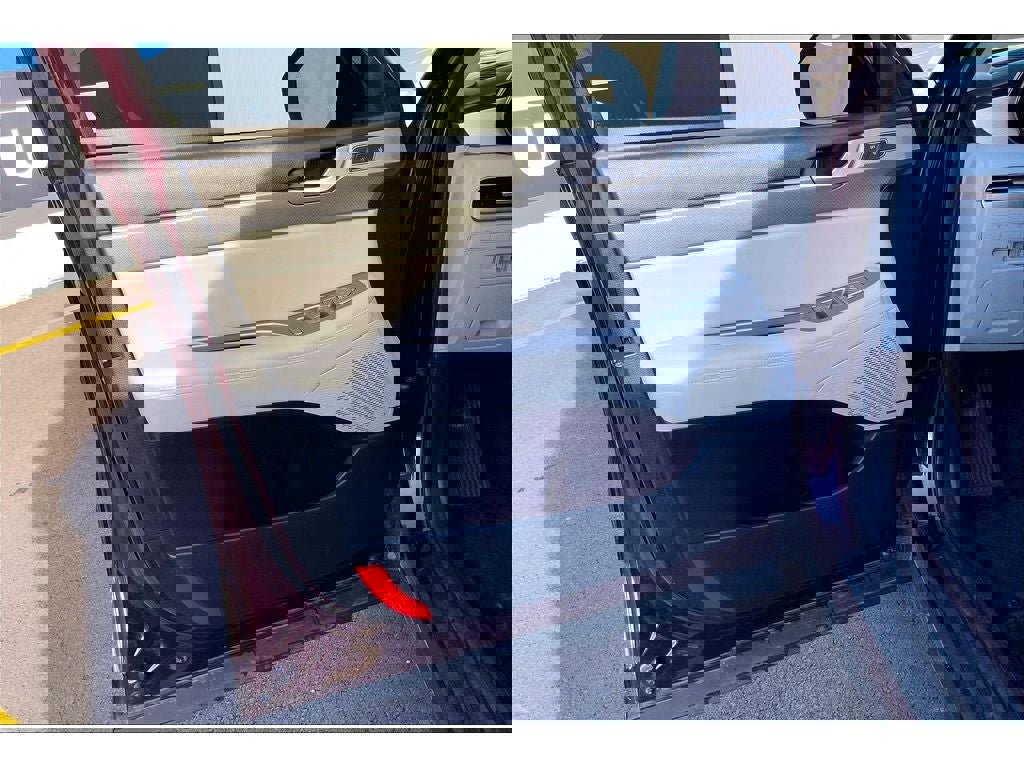 Used 2024 Hyundai Palisade SEL w/ Premium Package image 25