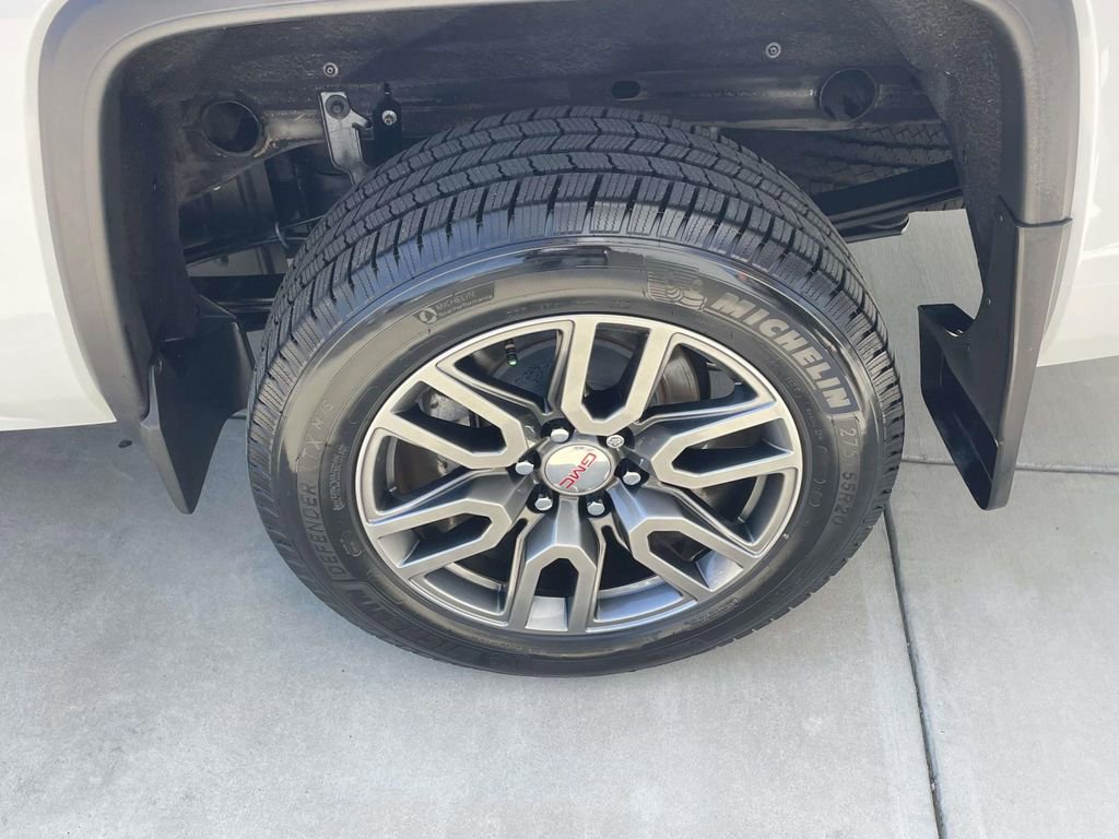 Used 2016 GMC Sierra 1500 Denali w/ Denali Ultimate Package image 11