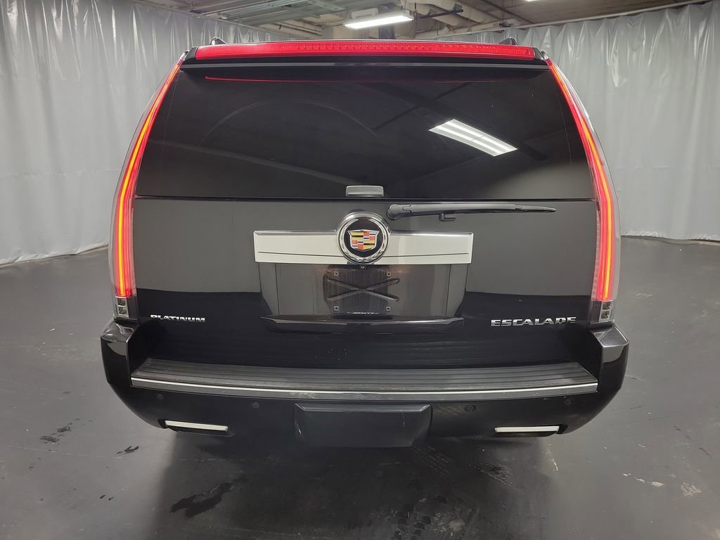 Used 2013 Cadillac Escalade ESV Platinum image 8