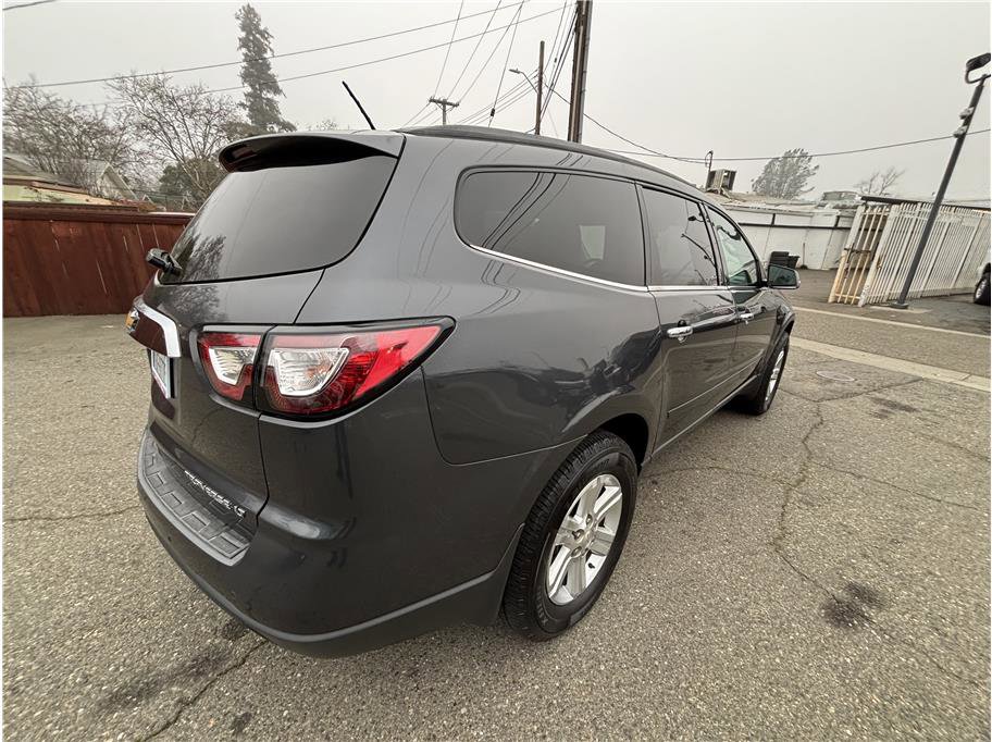 Used 2013 Chevrolet Traverse LT image 6
