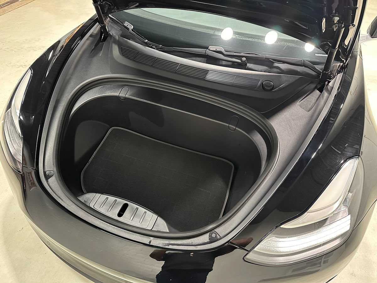 Used 2019 Tesla Model 3 Performance AWD/4WD image 4