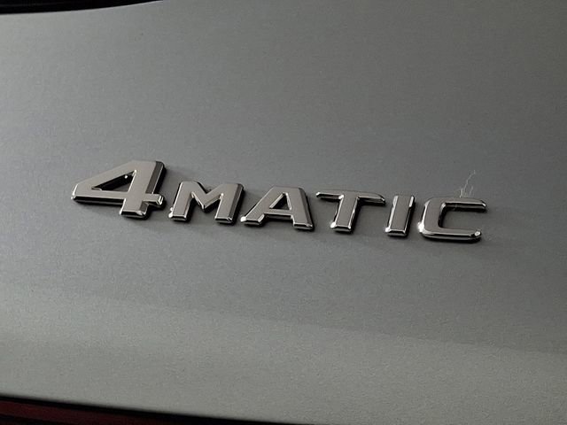 Used 2021 Mercedes-Benz GLC 300 4MATIC image 32