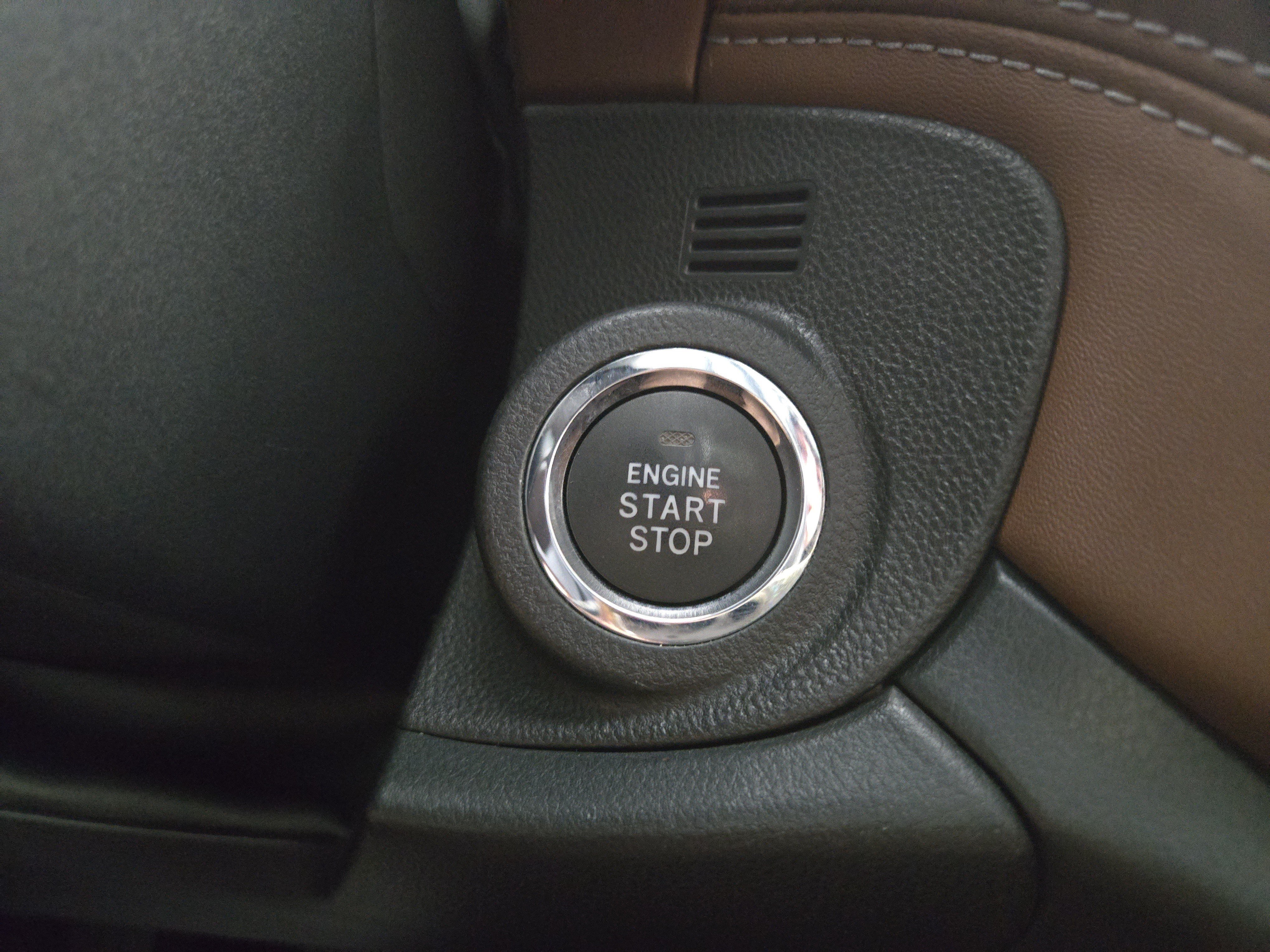 Used 2020 Subaru Outback Touring XT AWD/4WD image 26