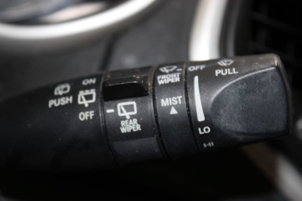 Used 2016 Jeep Cherokee Limited AWD/4WD image 27