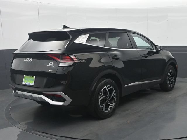 Used 2025 Kia Sportage LX AWD/4WD image 7