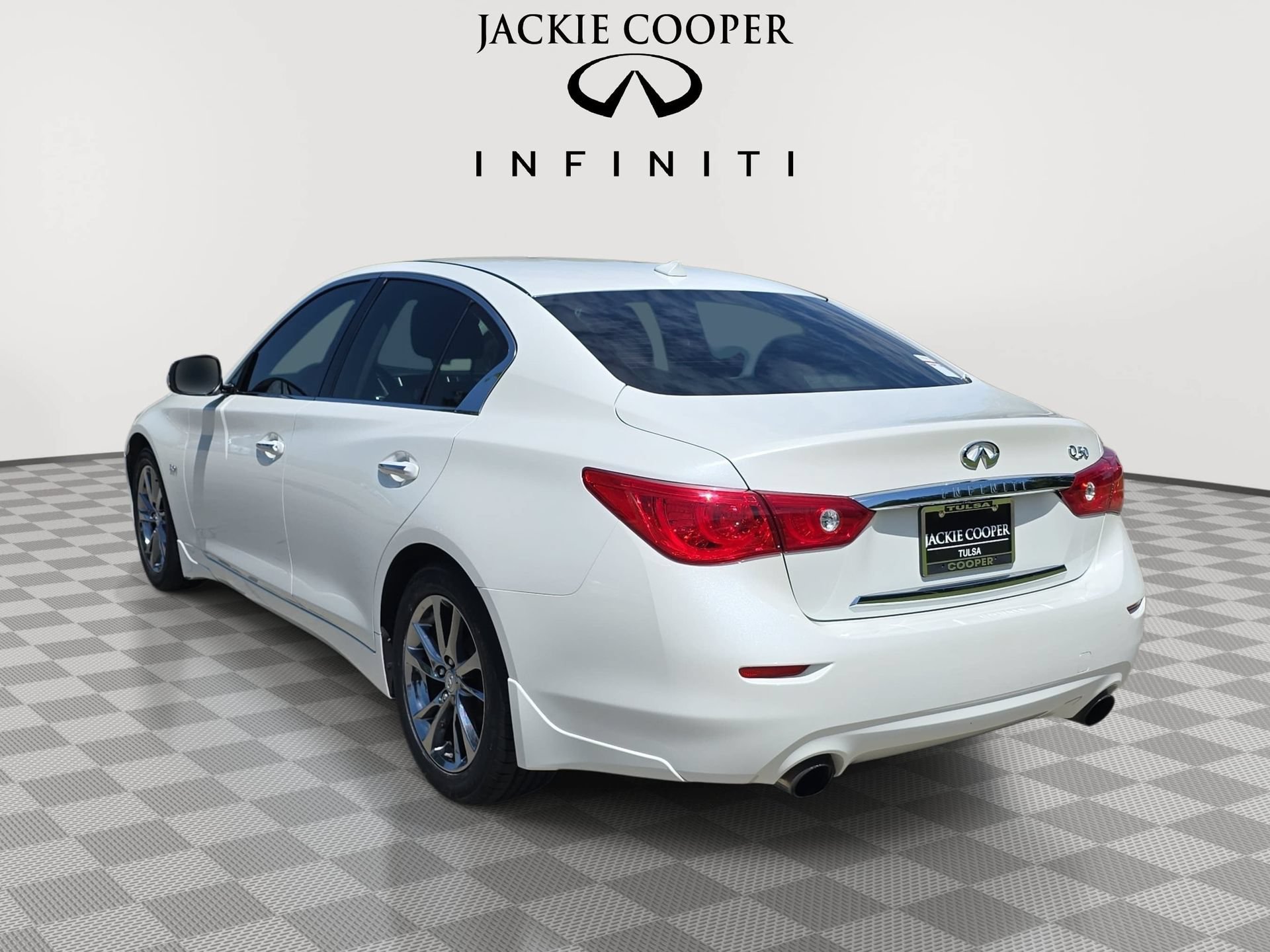 Certified 2017 INFINITI Q50 Signature Edition w/ Cargo Package (L95) RWD image 7