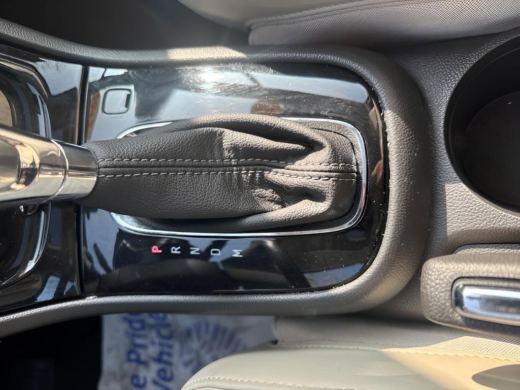 Used 2017 Buick Encore Premium w/ Experience Buick Package image 29