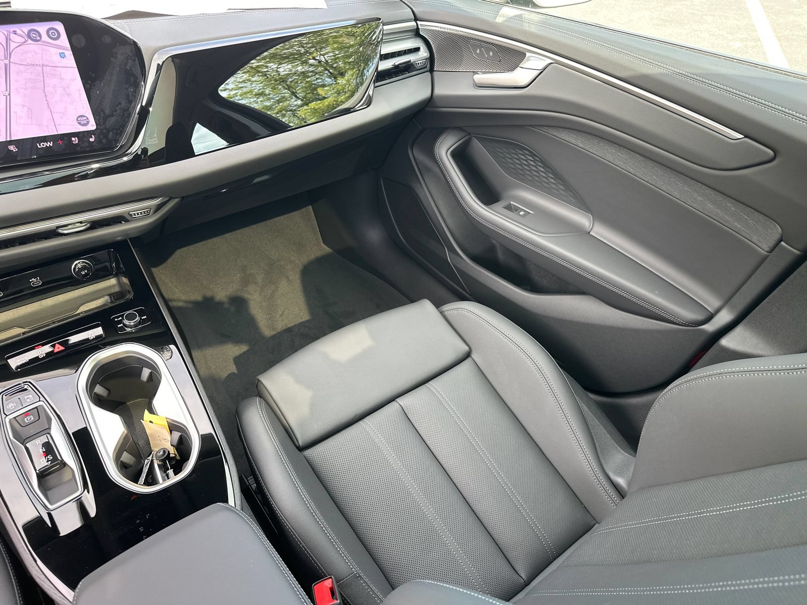New 2026 Audi A6 Premium Plus AWD/4WD image 30