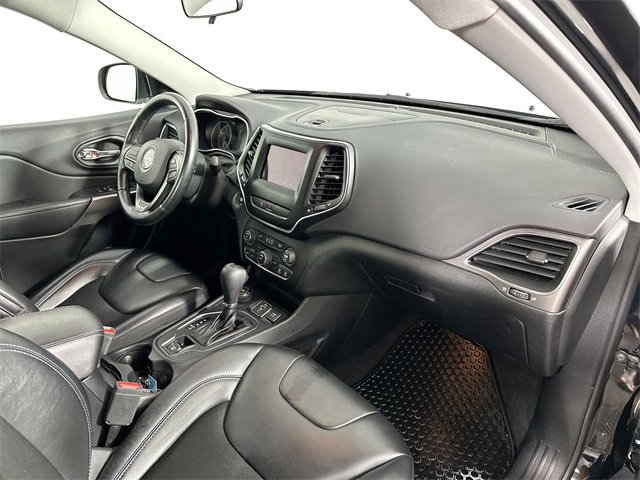 Used 2020 Jeep Cherokee Latitude Plus w/ Cold Weather Group image 29