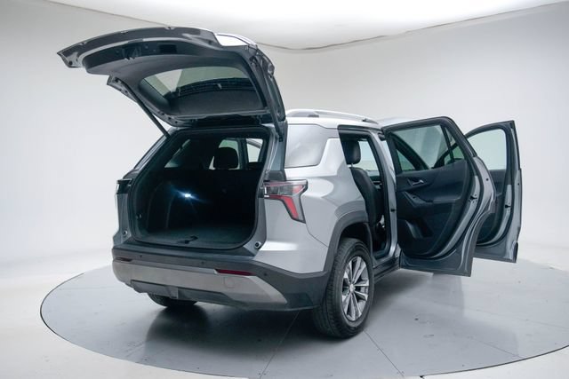 Used 2025 Chevrolet Equinox LT w/ Convenience Package II FWD image 22