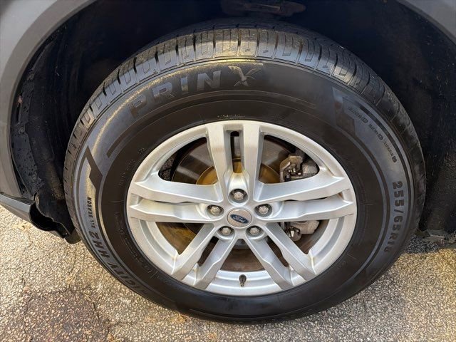 Used 2020 Ford Explorer XLT w/ Equipment Group 202A image 29