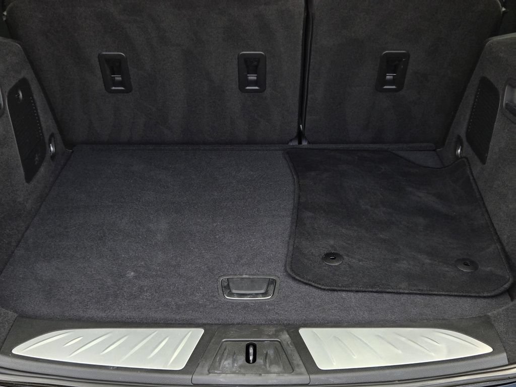 Used 2020 Buick Envision Essence FWD image 9