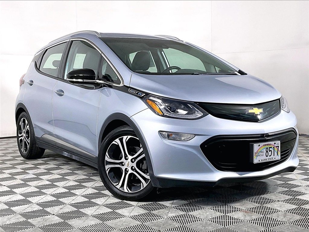 Used 2018 Chevrolet Bolt Premier w/ Driver Confidence II Package image 12