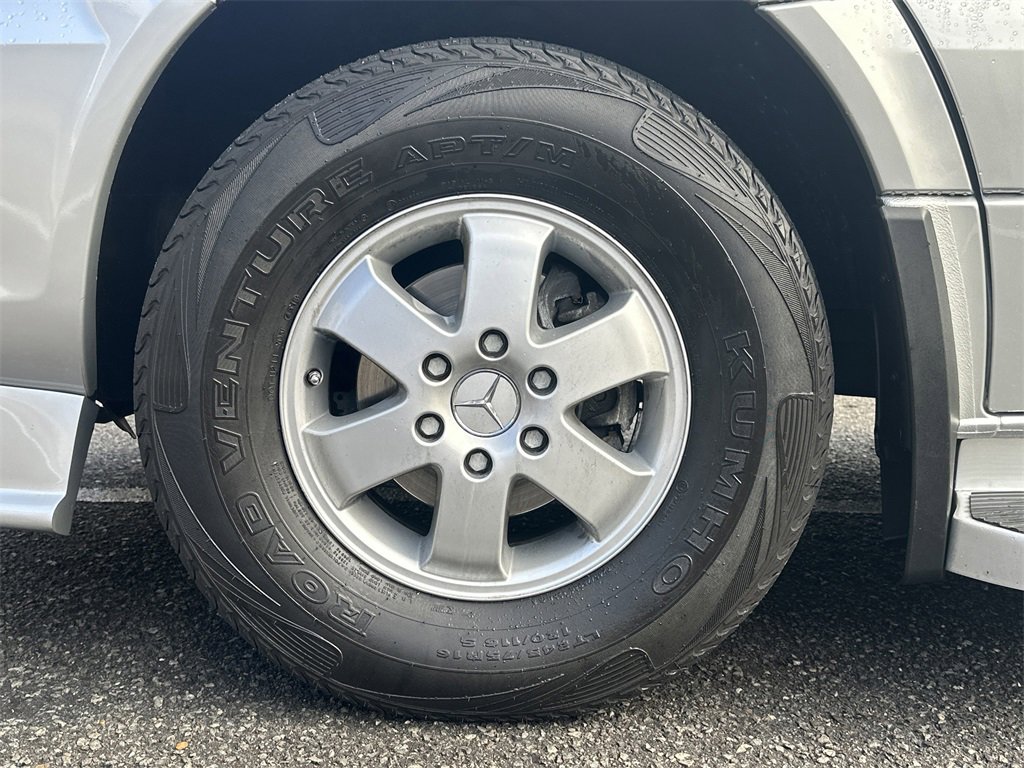 Used 2017 Mercedes-Benz Sprinter 2500 image 15