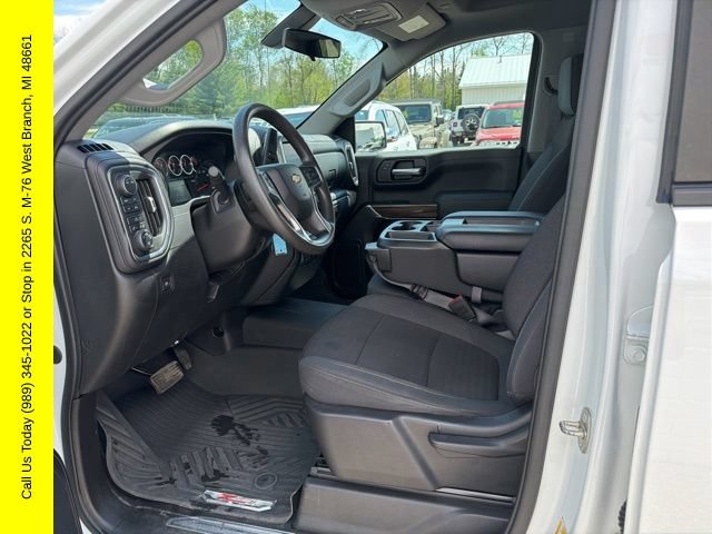 Used 2021 Chevrolet Silverado 1500 LT w/ Remote Start Package AWD/4WD image 3