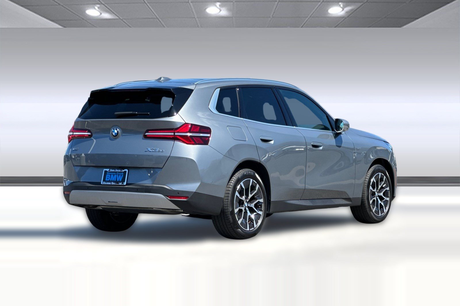 Used 2025 BMW X3 xDrive30i w/ Premium Package AWD/4WD image 9