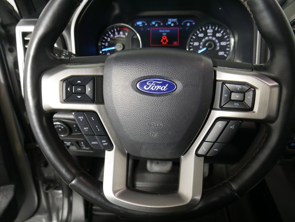 Used 2020 Ford F150 Platinum w/ Equipment Group 701A Luxury image 12