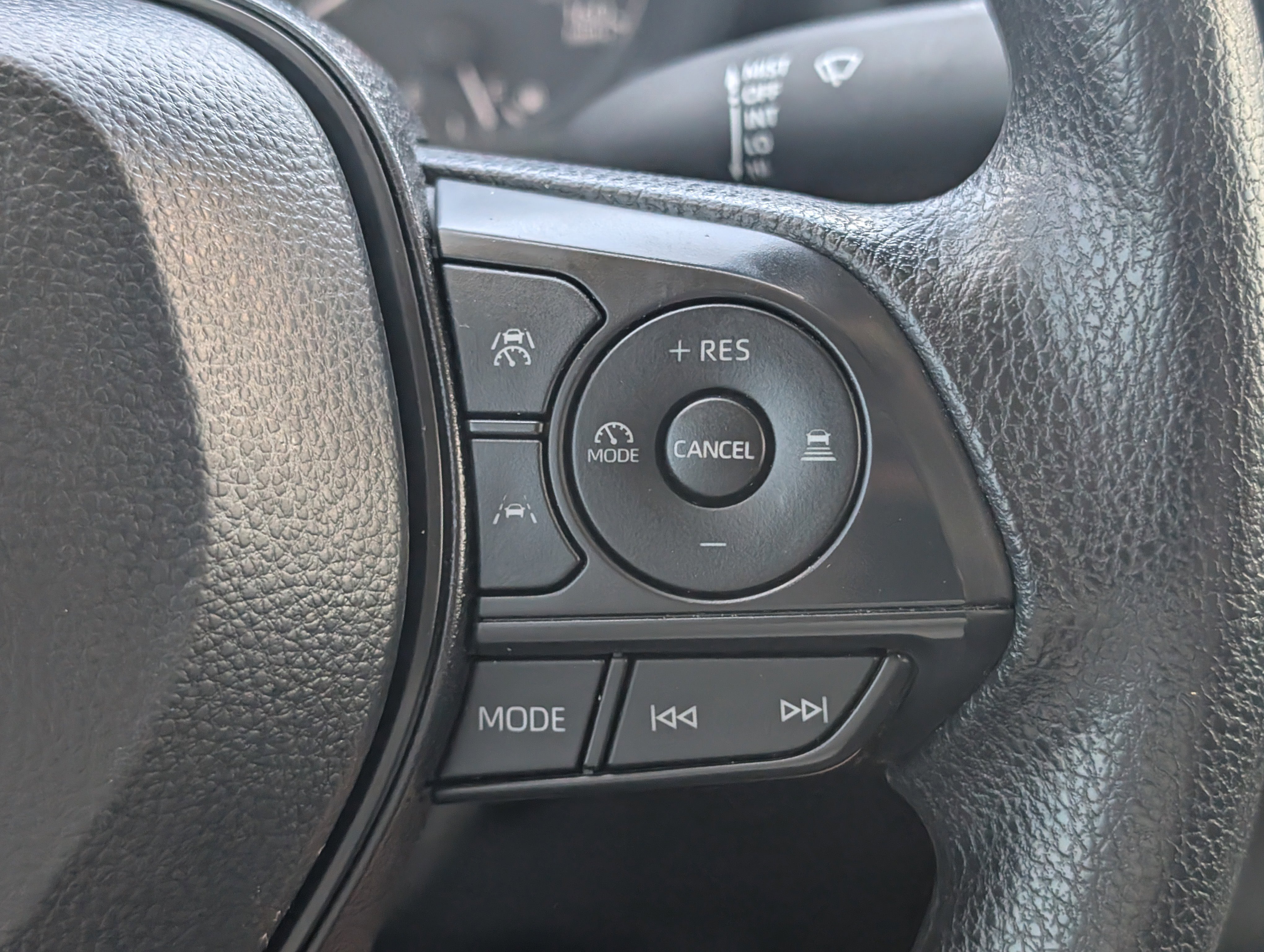 Certified 2025 Toyota Corolla LE FWD image 16