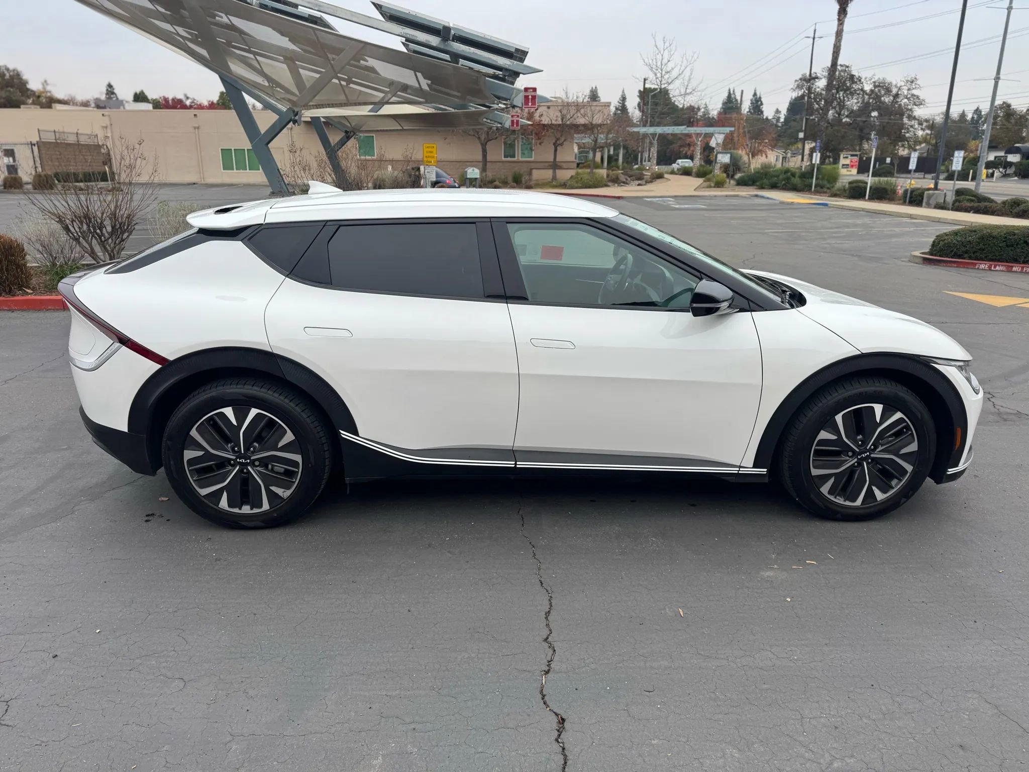 Used 2024 Kia EV6 Light image 7