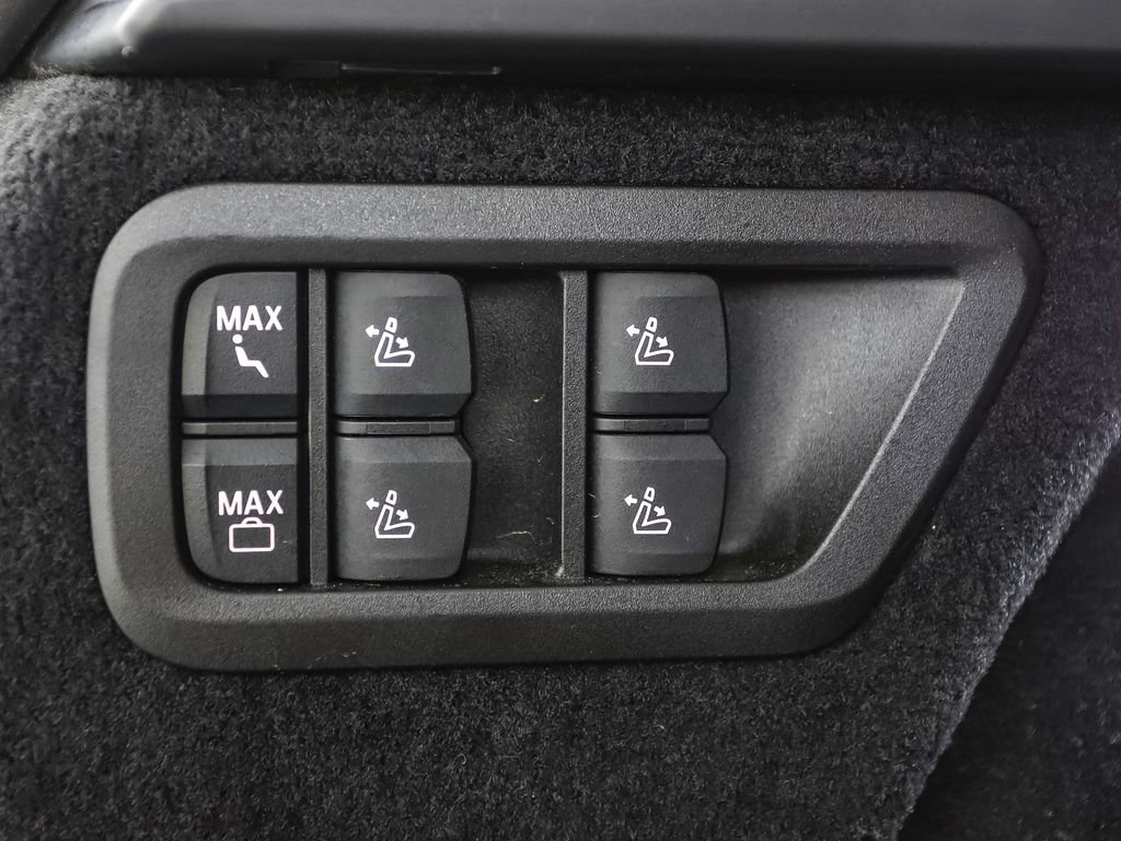 Certified 2024 BMW X7 xDrive40i image 27