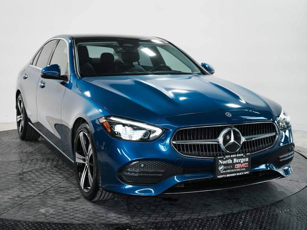 Used 2023 Mercedes-Benz C 300 4MATIC Sedan image 3