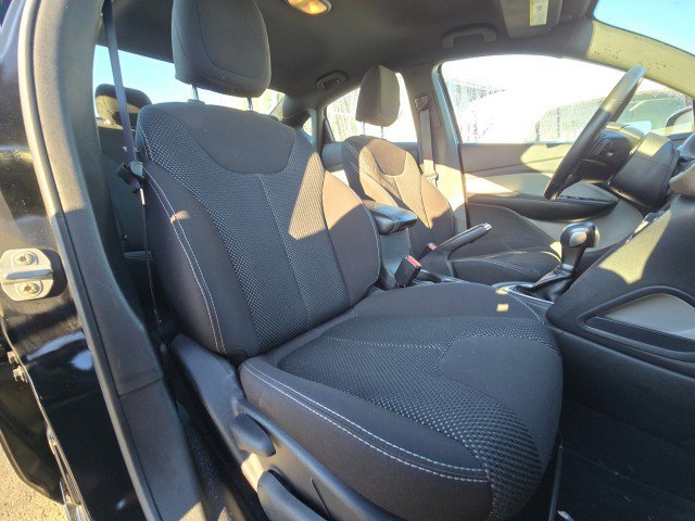 Used 2015 Dodge Dart SXT image 12