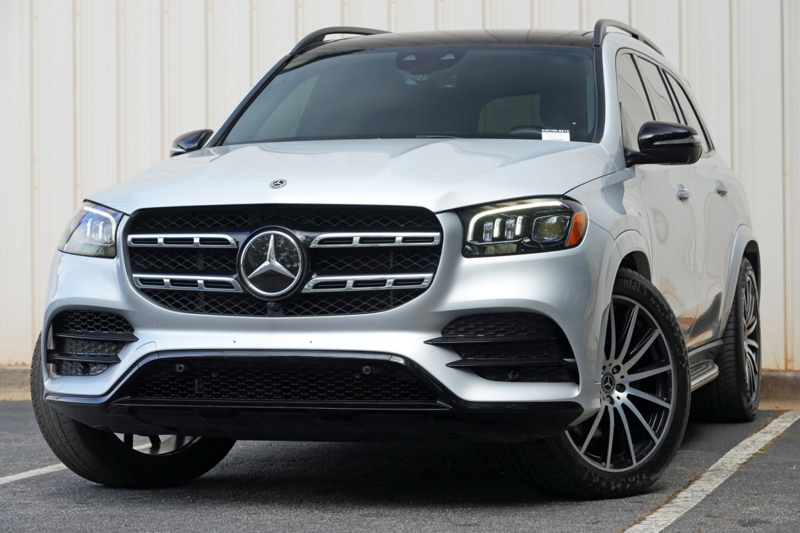 Used 2021 Mercedes-Benz GLS 580 4MATIC image 3