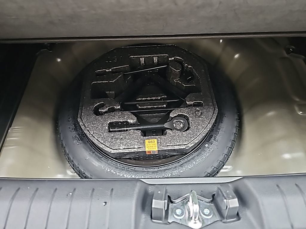 New 2026 Hyundai Venue SEL FWD image 36