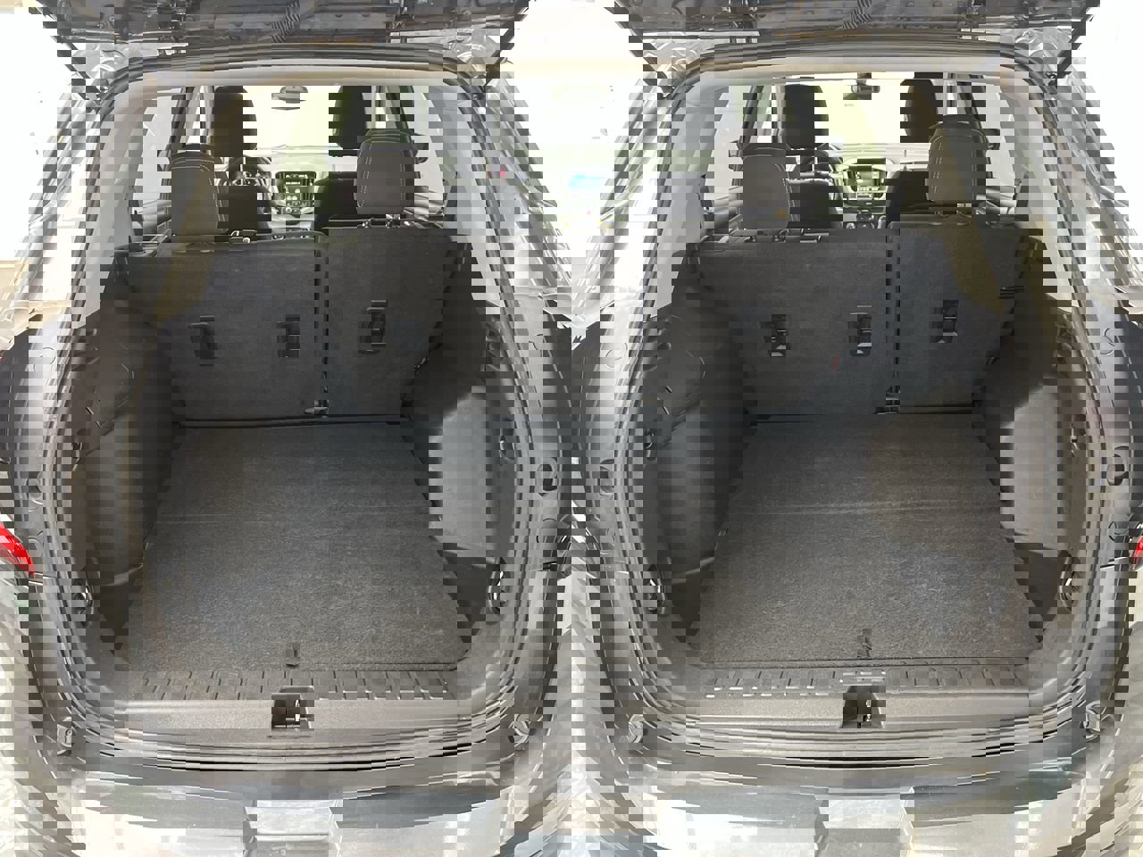 Used 2021 GMC Terrain SLE AWD/4WD image 24