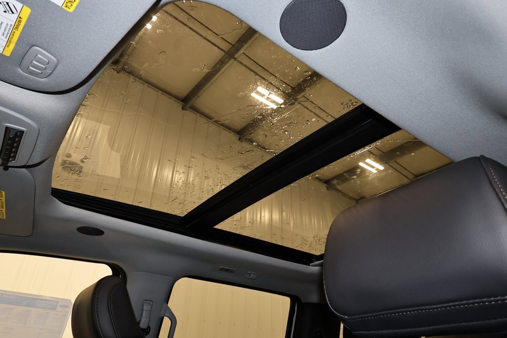 New 2025 Ford F350 Lariat w/ Lariat Ultimate Package image 28