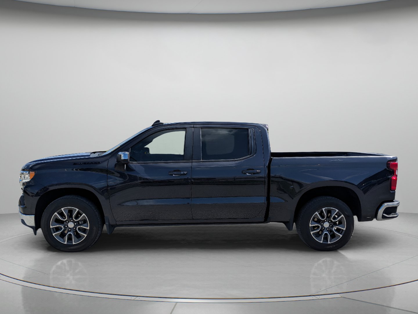 Used 2022 Chevrolet Silverado 1500 LT w/ All Star Edition Plus RWD image 5
