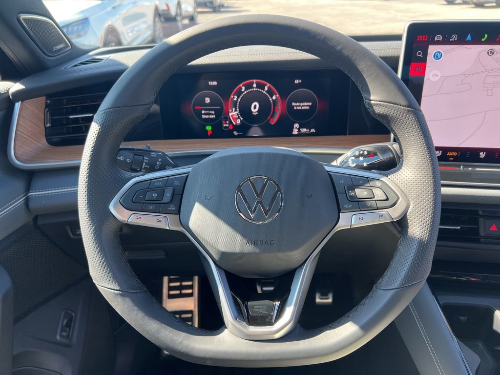 New 2026 Volkswagen Tiguan SEL R-Line image 15