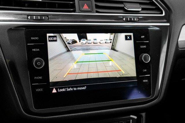 Used 2021 Volkswagen Tiguan SE R-Line AWD/4WD image 21