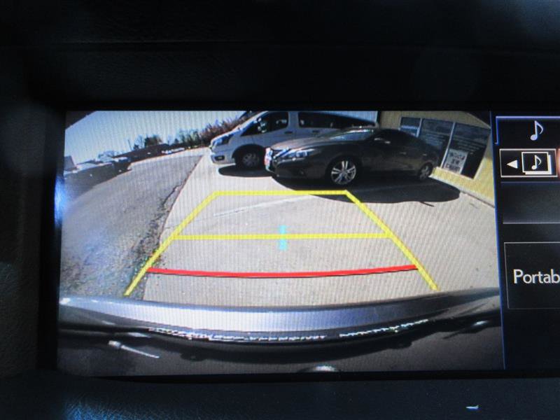 Used 2015 Lexus LS 460 AWD w/ Comfort Package image 19