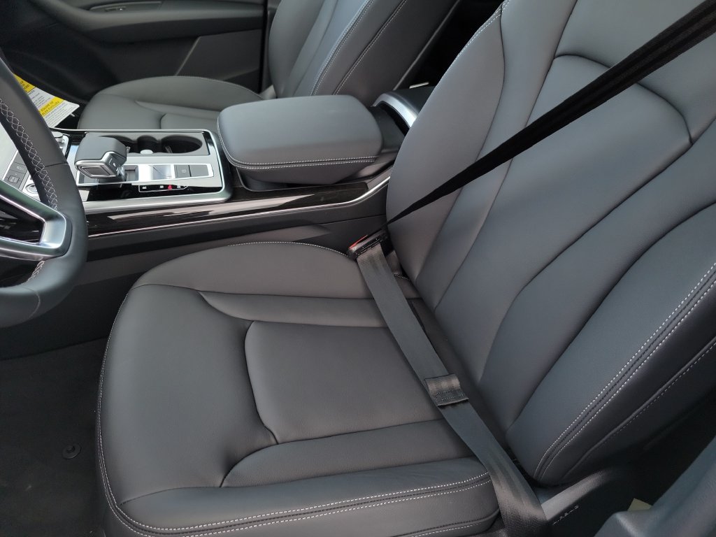 New 2026 Audi Q8 Premium AWD/4WD image 17