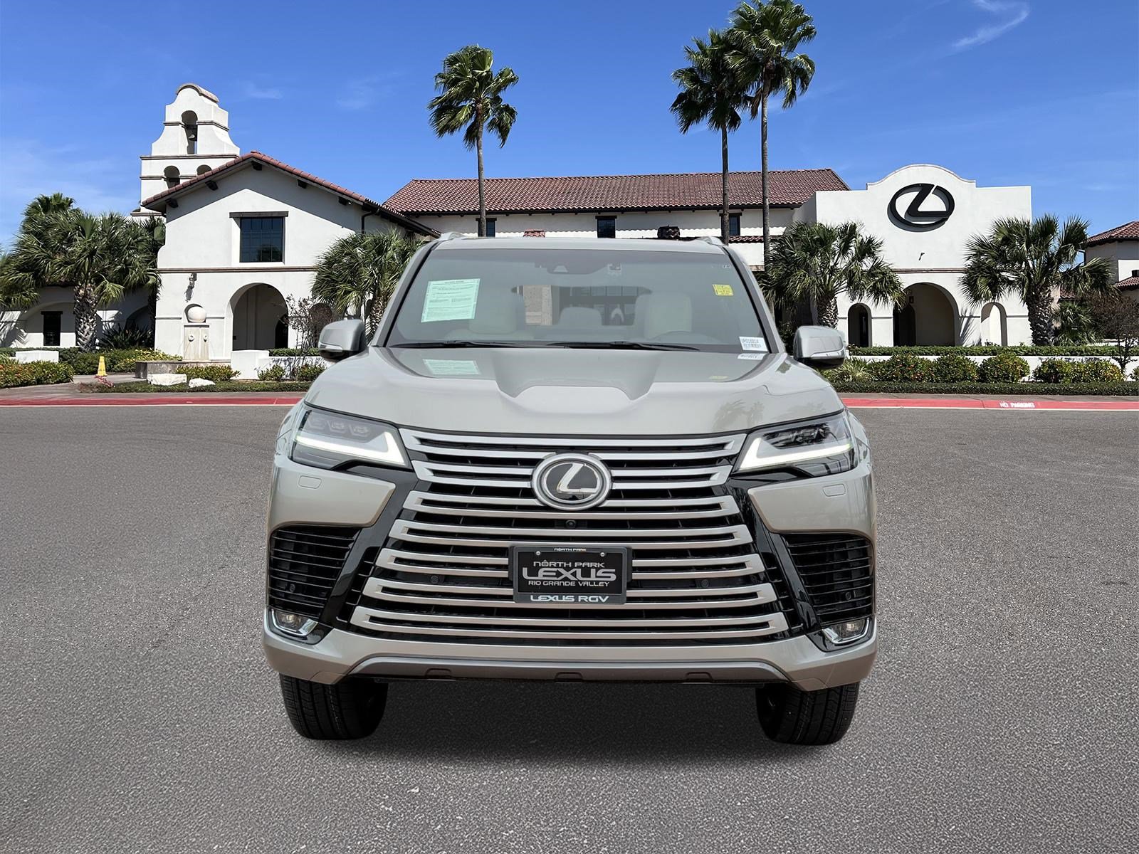 Used 2023 Lexus LX 600 4WD w/ Accessory Package (Z1) image 6