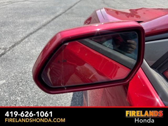 Used 2016 Chevrolet Camaro LT RWD image 15