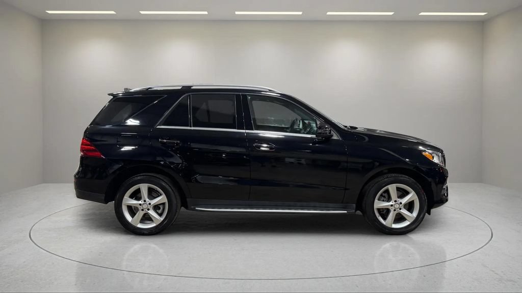 Used 2016 Mercedes-Benz GLE 350 4MATIC image 2
