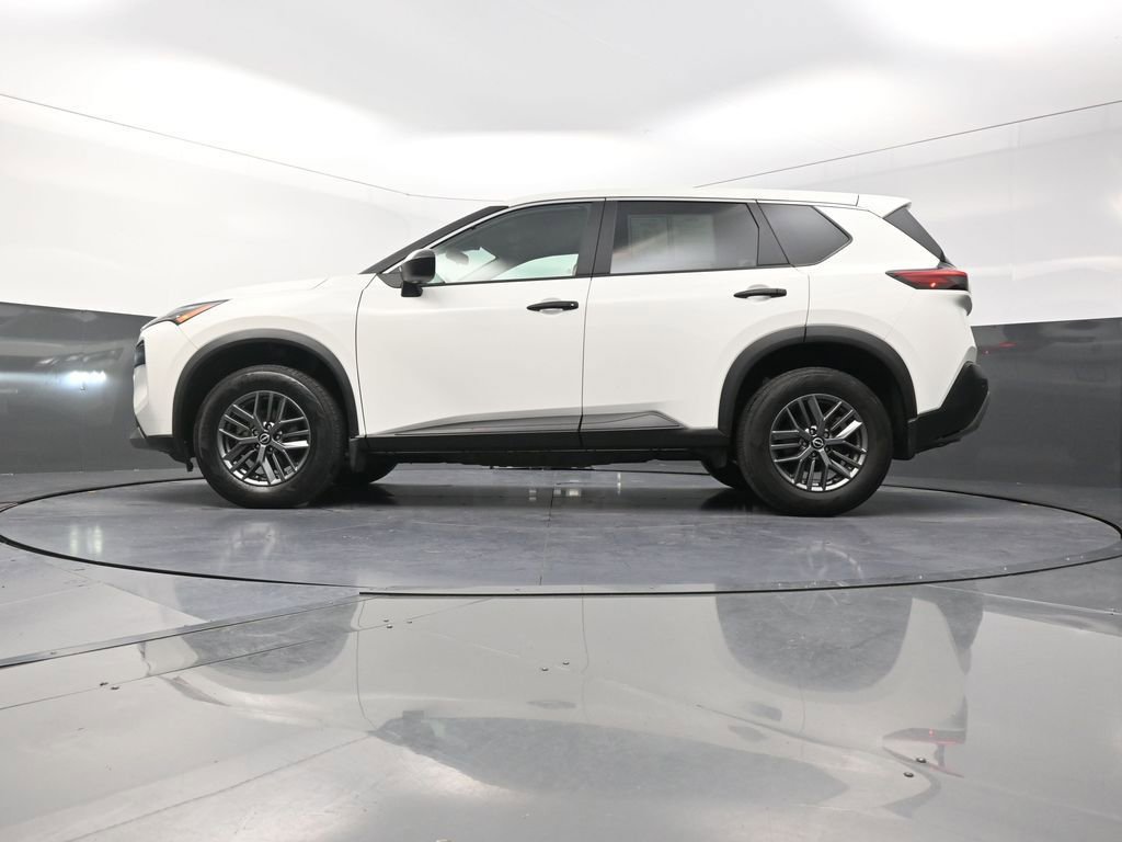 Used 2023 Nissan Rogue S FWD image 25