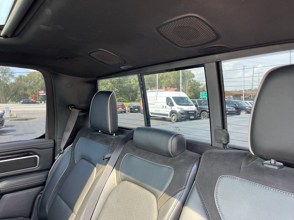 Used 2021 RAM 1500 Laramie w/ Sport Appearance Package AWD/4WD image 10
