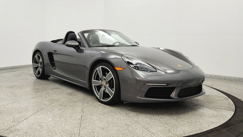 Used 2022 Porsche 718 Boxster RWD image 7