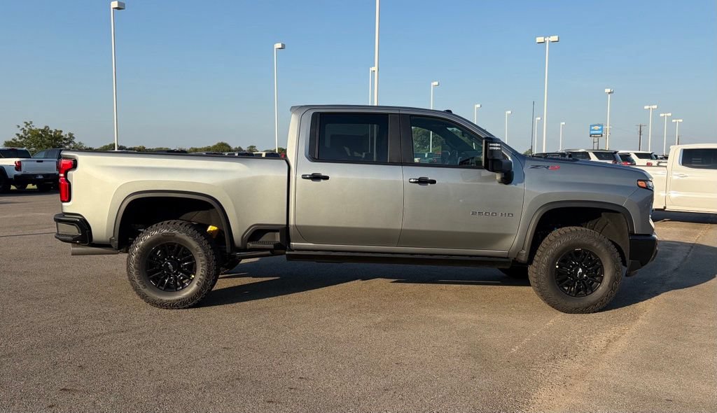 New 2026 Chevrolet Silverado 2500 ZR2 AWD/4WD image 6