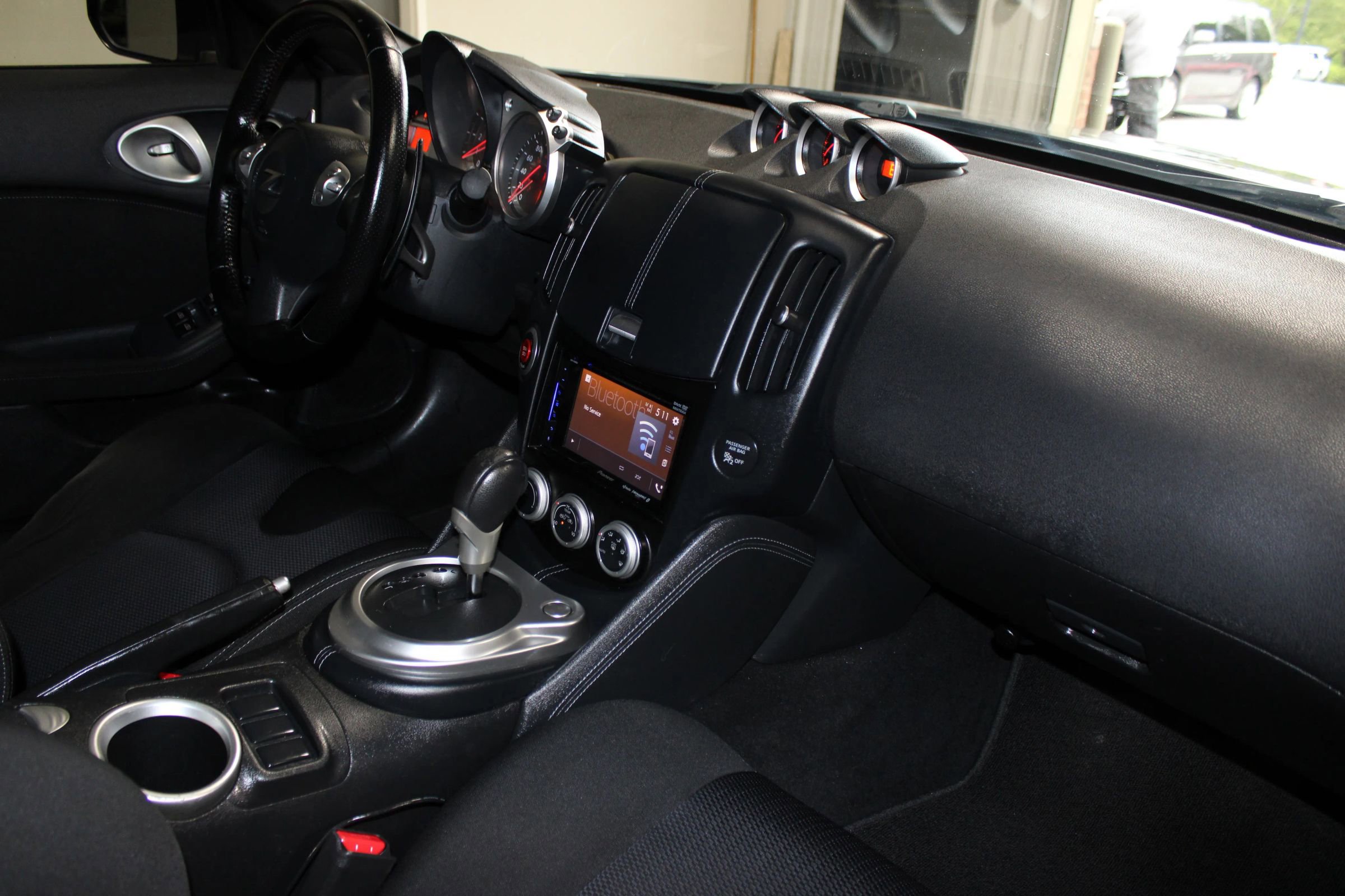 Used 2012 Nissan 370Z Coupe w/ Sport Pkg RWD image 26