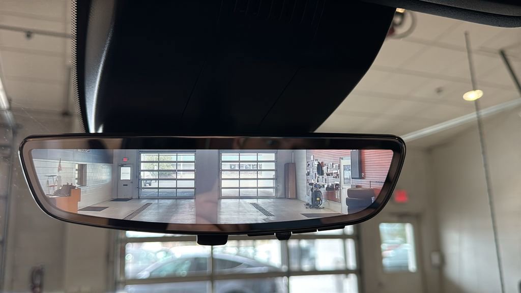 Used 2025 GMC Sierra 1500 Denali Ultimate image 36