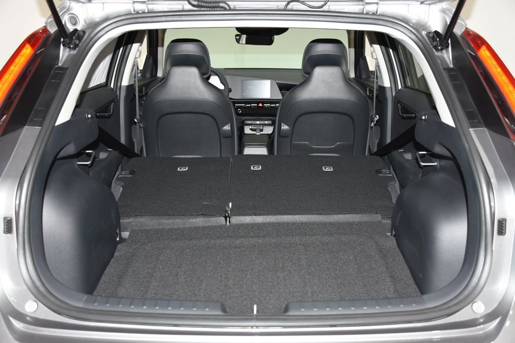 New 2026 Kia Niro LX image 29