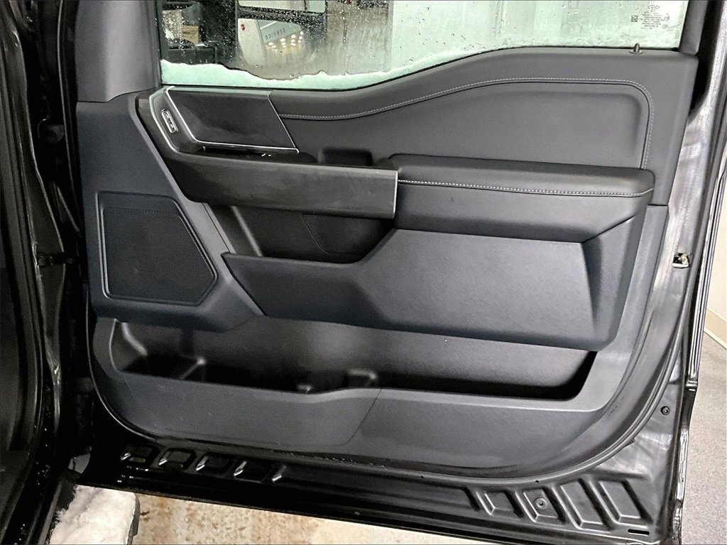 Used 2022 Ford F150 XLT w/ Equipment Group 302A High image 12