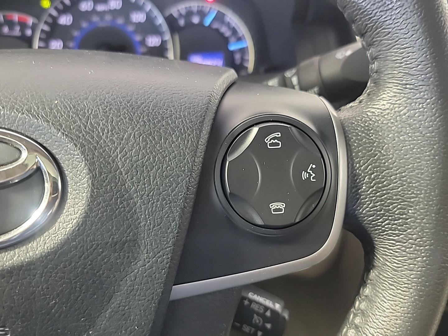 Used 2012 Toyota Camry XLE w/ Leather Pkg FWD image 24