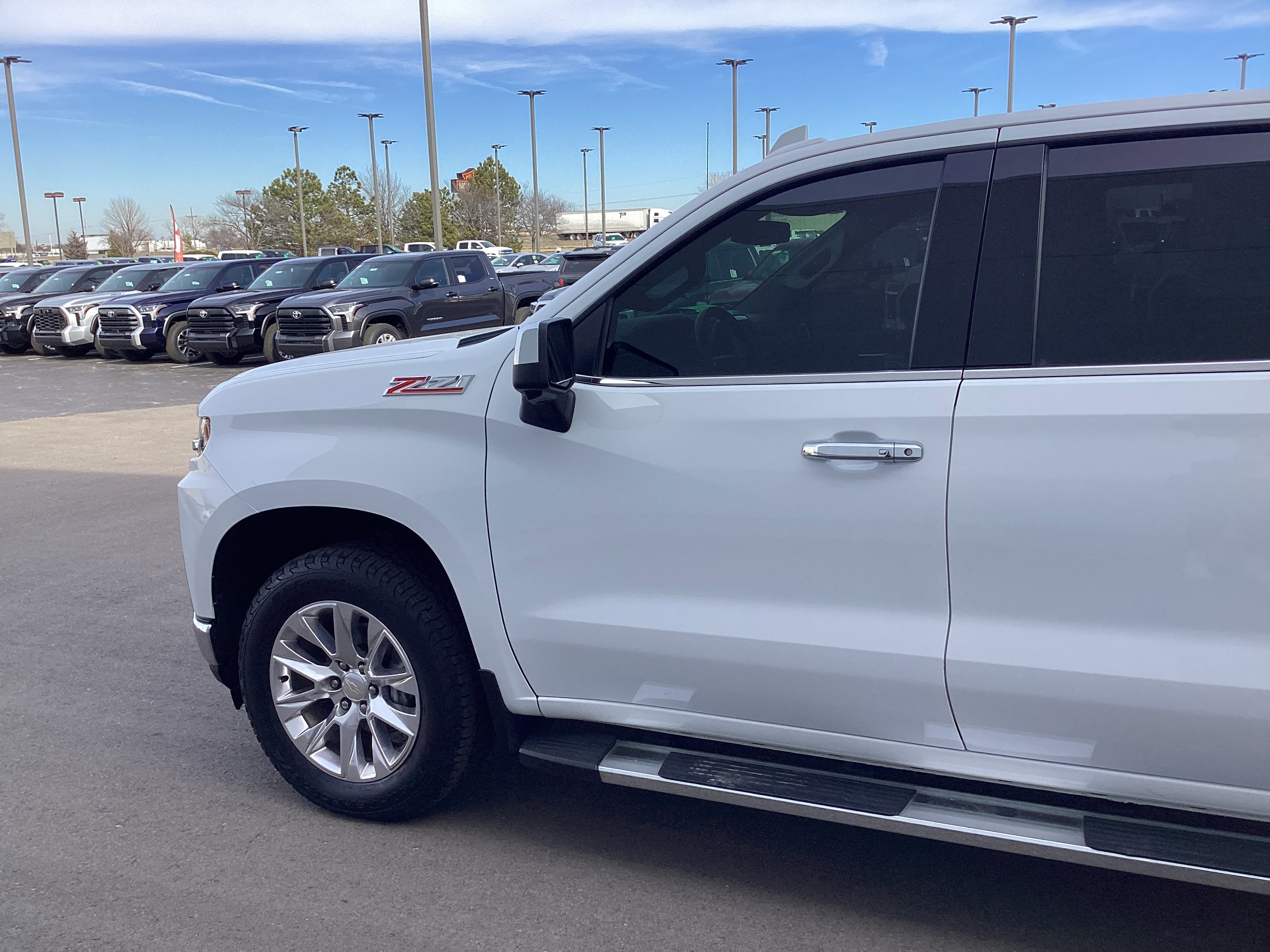 Used 2021 Chevrolet Silverado 1500 LTZ image 7